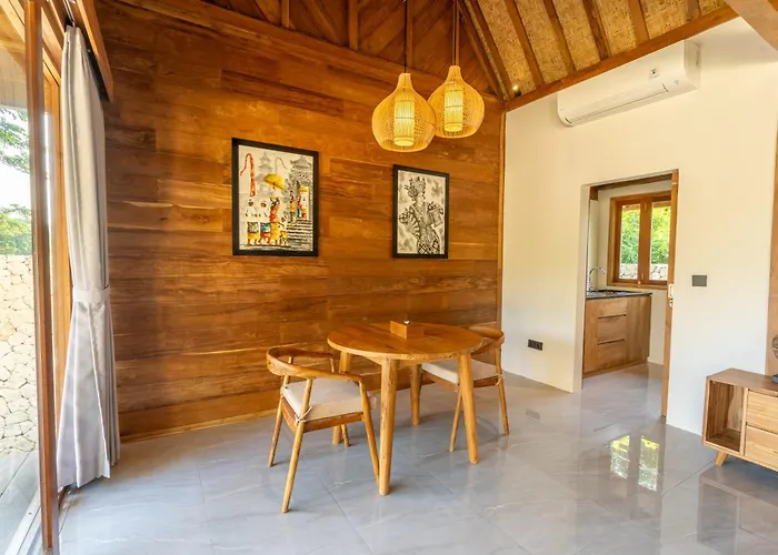 Kubu Gede Uluwatu